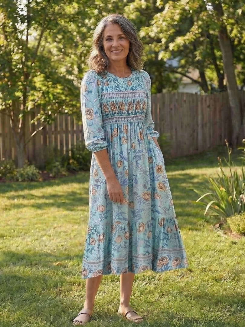 Mariselle | Half Sleeve Smocked Floral Midi Dress